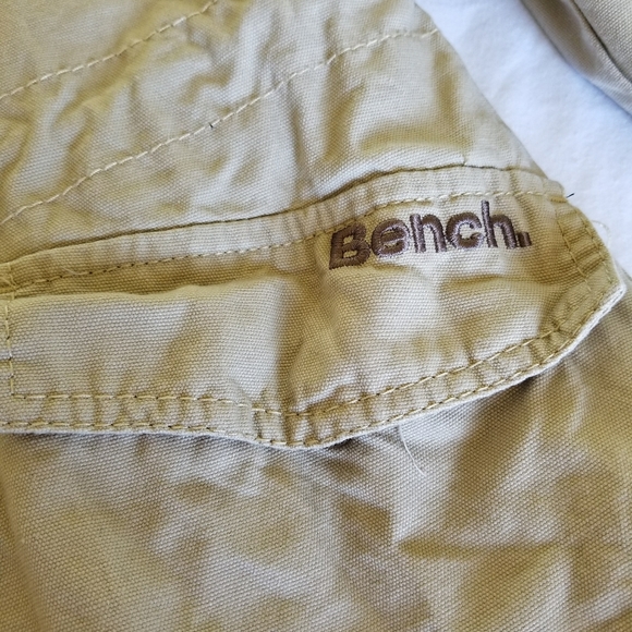 Bench Jacket | Khaki Material - Picture 9 of 12